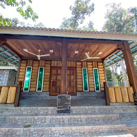 Homestay Dusun Ana Balun Слим Ривер Экстерьер фото